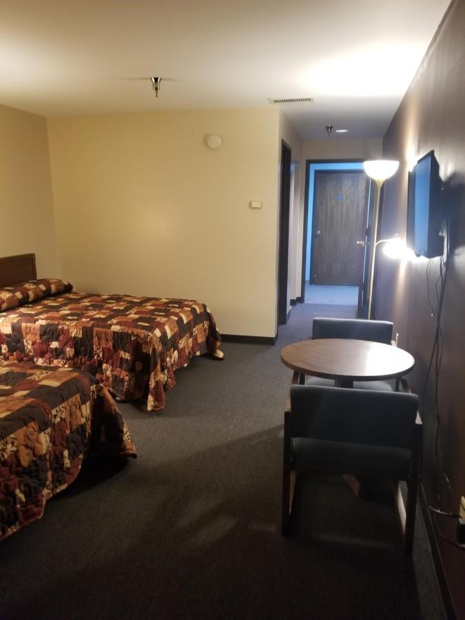 Moundsville Lafayette Inn מראה חיצוני תמונה