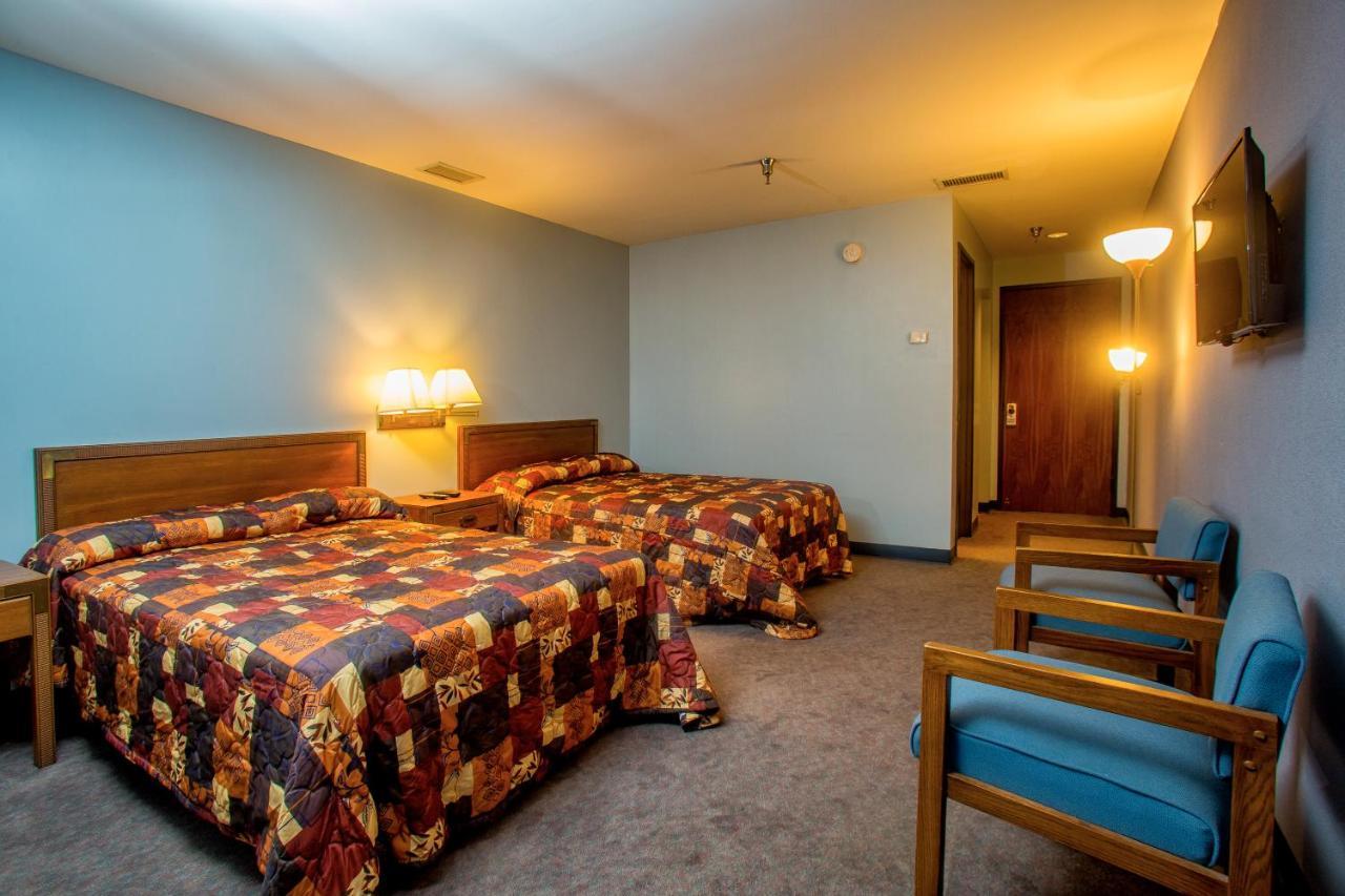 Moundsville Lafayette Inn מראה חיצוני תמונה