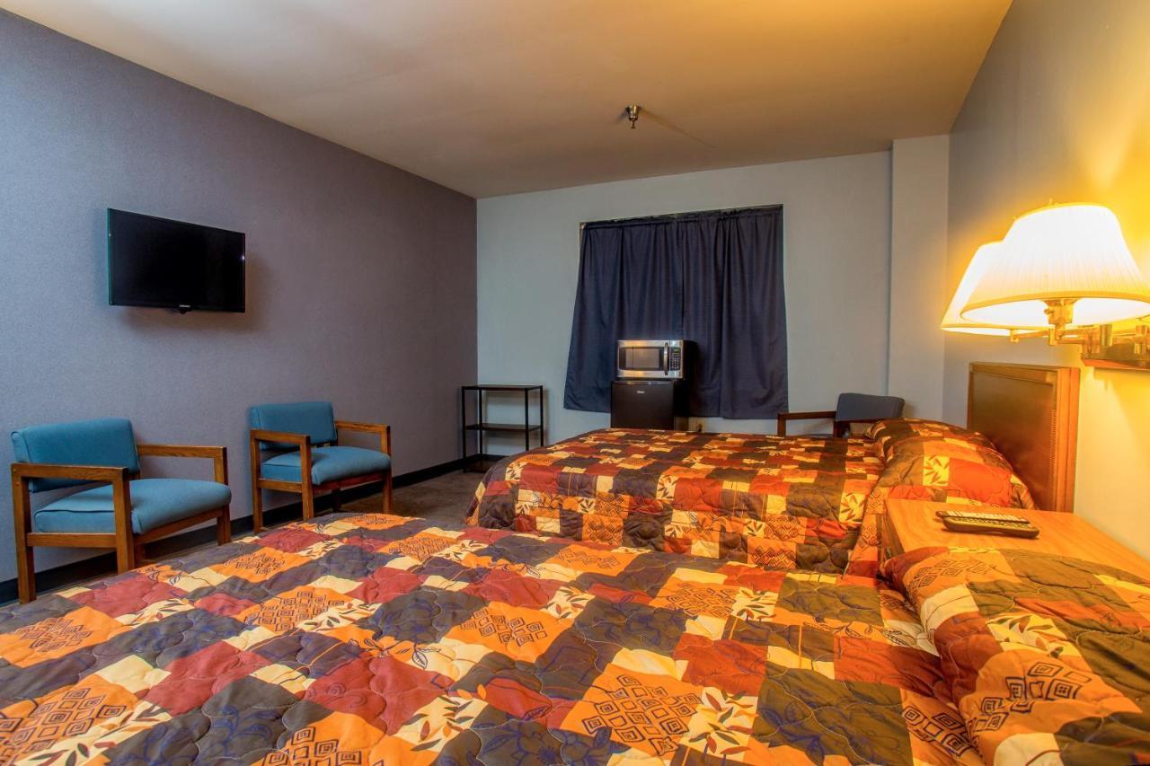 Moundsville Lafayette Inn מראה חיצוני תמונה
