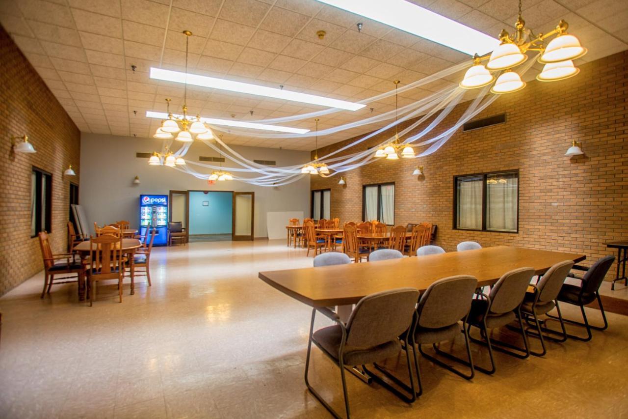 Moundsville Lafayette Inn מראה חיצוני תמונה