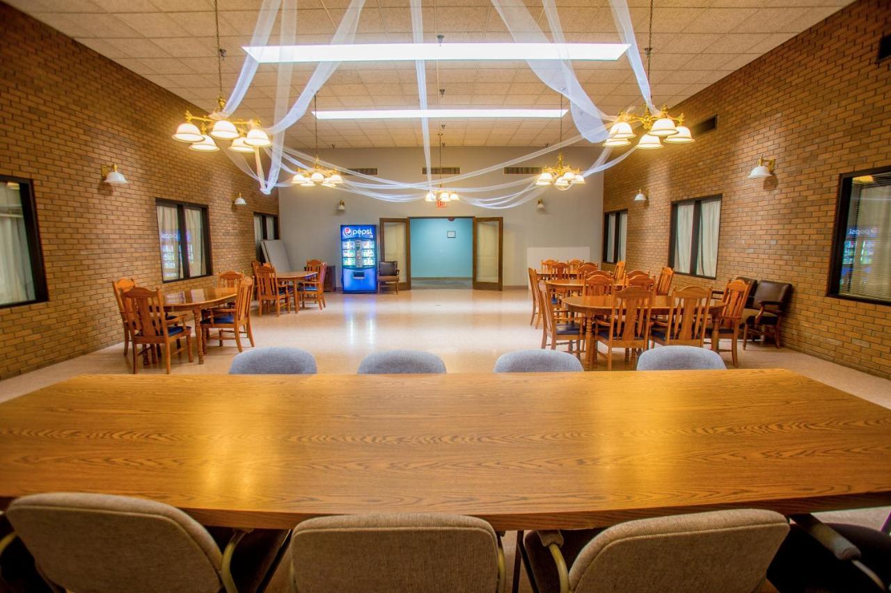 Moundsville Lafayette Inn מראה חיצוני תמונה