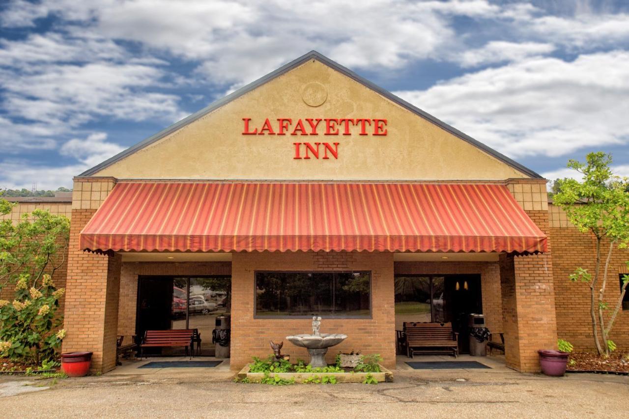 Moundsville Lafayette Inn מראה חיצוני תמונה