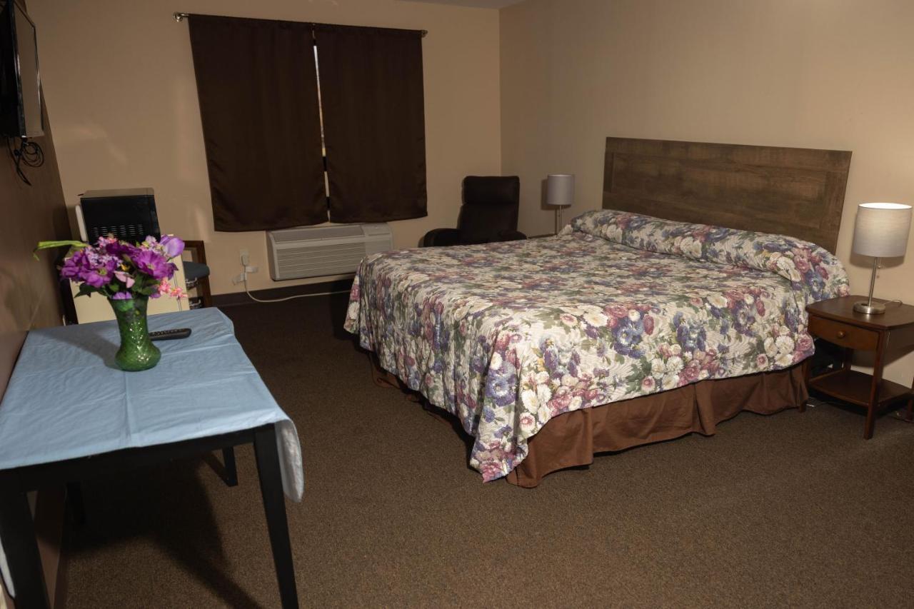 Moundsville Lafayette Inn מראה חיצוני תמונה