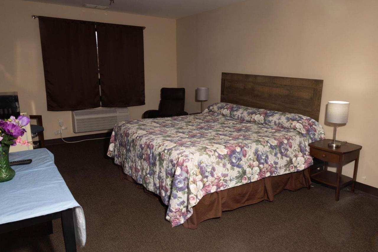 Moundsville Lafayette Inn מראה חיצוני תמונה